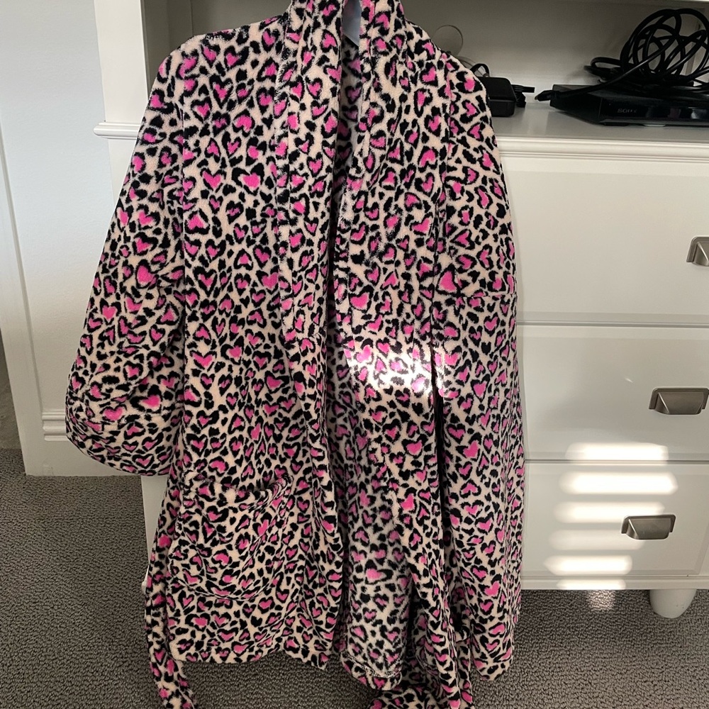 victoria secret cheetah print robe